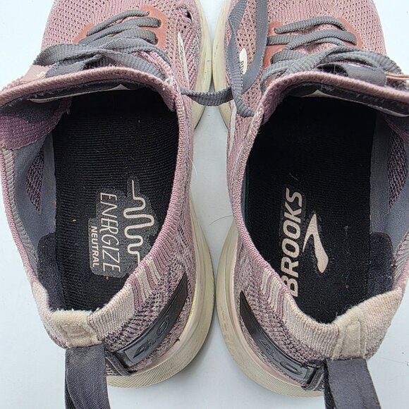 Brooks Levitate 4 Womens Size 6 Purple Running Shoes Cushioned Sole Lightweight - Picture 7 of 13